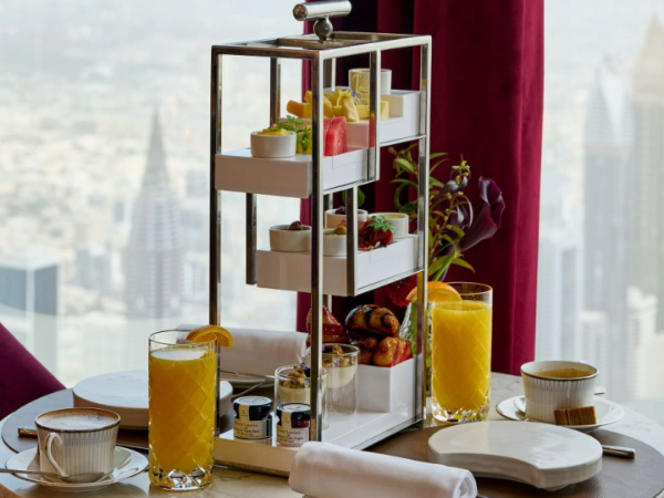 Atmosphere Burj Khalifa luxury dining experience